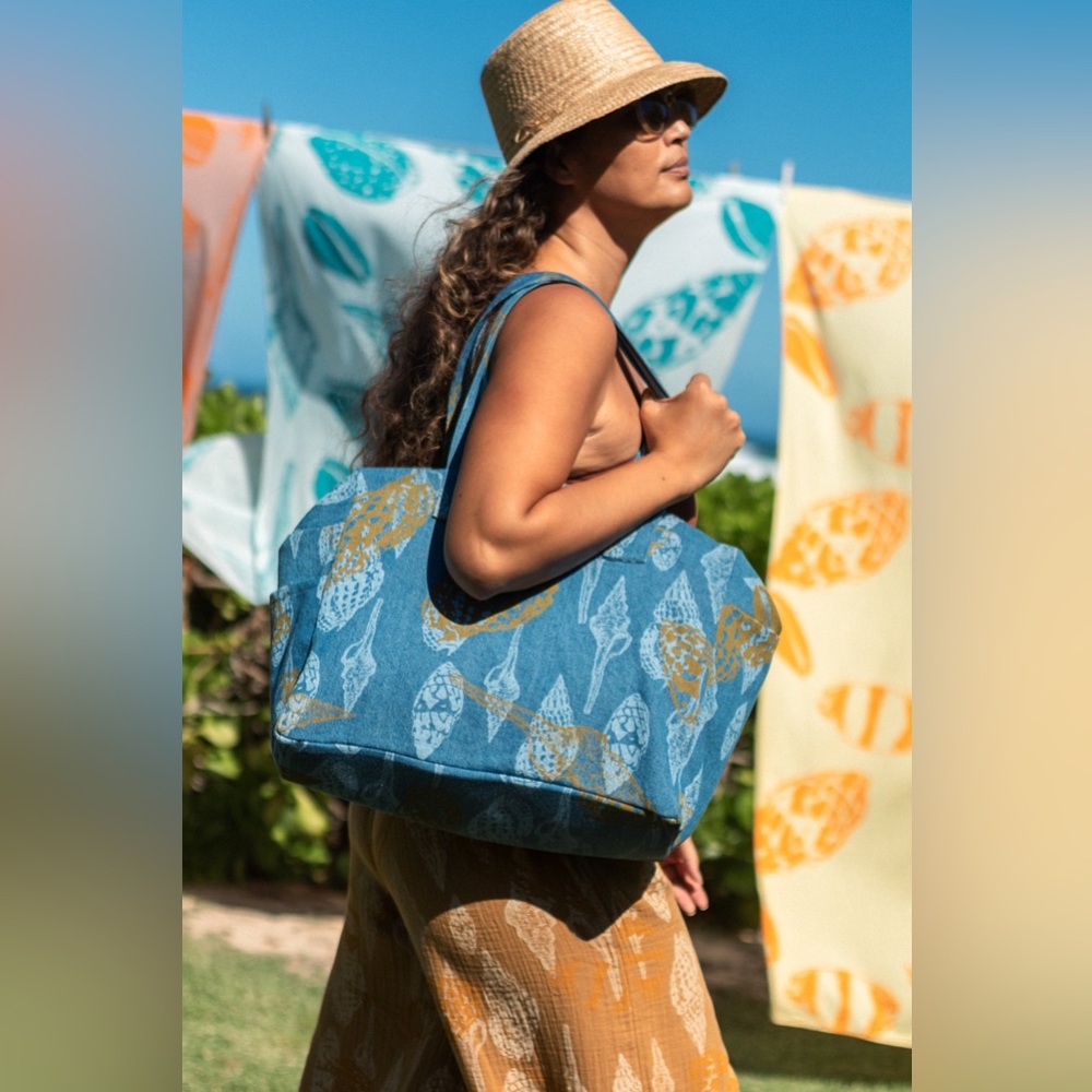 Kealopiko Nā Pūpū Aloha | 'Eke Holoholo Shell Tote Bag Purse New NWT